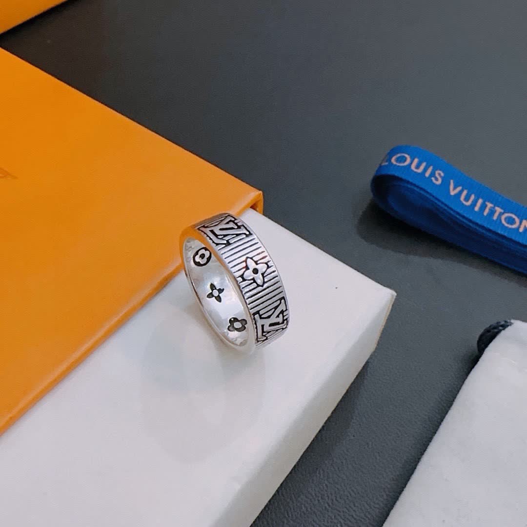 Louis Vuitton Silver Ring